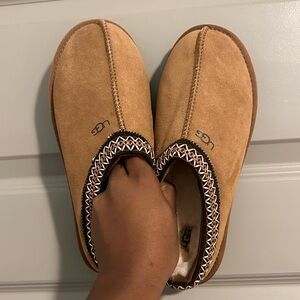Tan Ugg Slippers